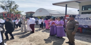 ร่วมต้อนรับกรรมาธิการสภา