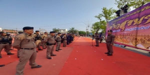 ปล่อยแถวเจ้าหน้าที่รักษาความสงบ ปลอดภัย และการจราจรงานย่าโม ปักธงชัย 2568