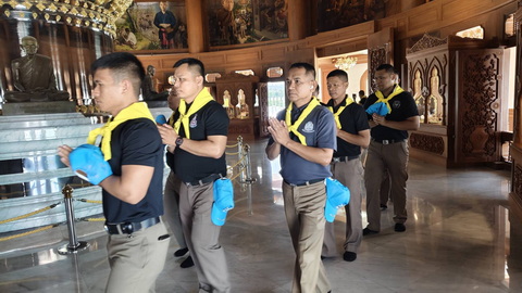 อก010469_15.jpg