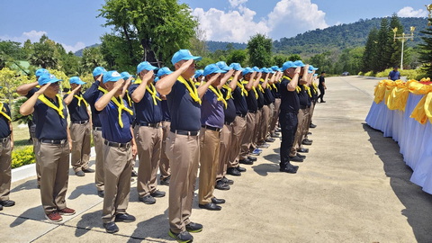 อก010469_18.jpg